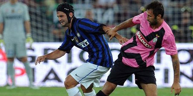 Chivu, Dari Inter ke Napoli?