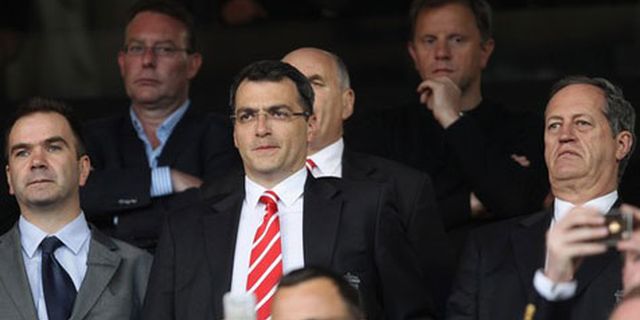 Damien Comolli Berpisah Dengan Liverpool Damien Comolli Berpisah Dengan Liverpool