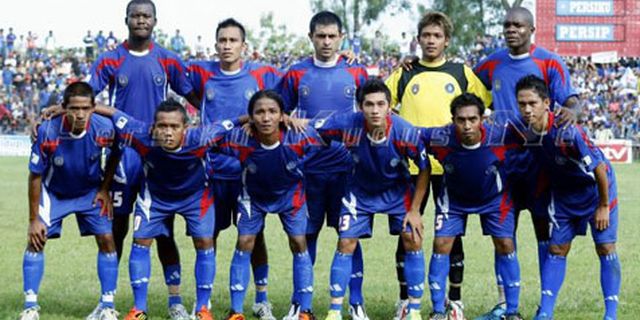Pemain Persiku Kudus Tuntut Pembayaran Gaji Pemain Persiku Kudus Tuntut Pembayaran Gaji