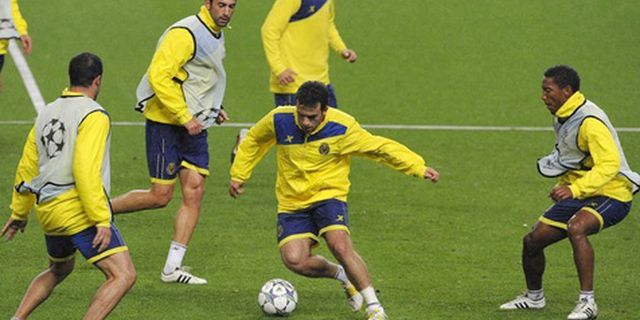 Cedera 6 Bulan, Rossi Tak Akan Ke Euro