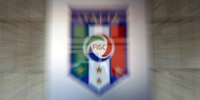 Klub-Klub Italia Persoalkan Jadwal Pengganti Klub-Klub Italia Persoalkan Jadwal Pengganti