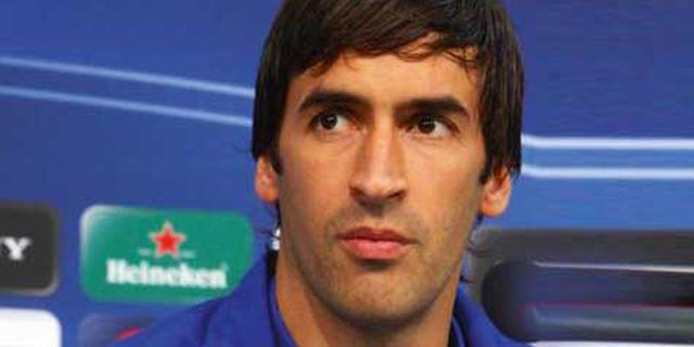 Raul Tinggalkan Schalke Pada Akhir Musim Raul Tinggalkan Schalke Pada Akhir Musim