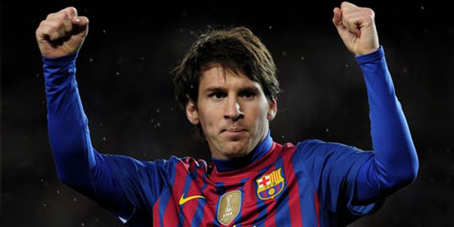 Xavi: CR7 Hebat, Tapi Messi Tak Tertandingi Xavi: CR7 Hebat, Tapi Messi Tak Tertandingi