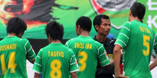 Persebaya IPL Komplain dan Ancam Mundur Persebaya IPL Komplain dan Ancam Mundur