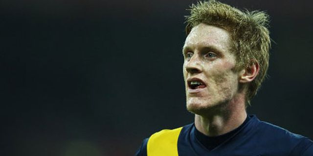 Liverpool Siap Tawar Gelandang 7 Juta Poundsterling AZ