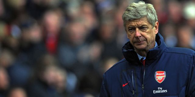 Arsene Wenger Sempat Diledek Fans Stoke Arsene Wenger Sempat Diledek Fans Stoke