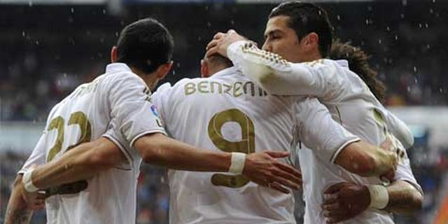Review: Hajar Sevilla, Madrid di Ambang Juara Review: Hajar Sevilla, Madrid di Ambang Juara