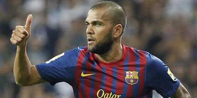 Alves: Barca Ingin Balas Rasa Cinta Dari Fans Alves: Barca Ingin Balas Rasa Cinta Dari Fans