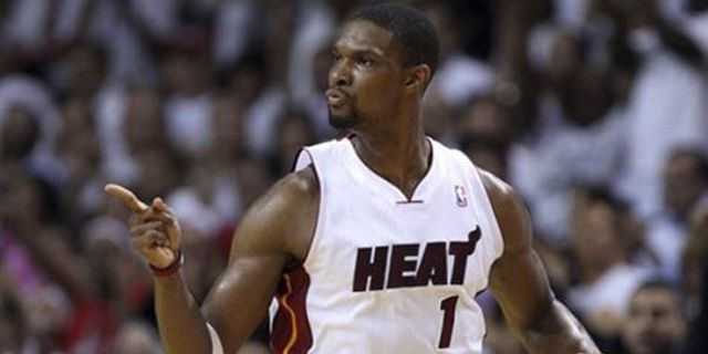 Bosh Persembahkan Kemenangan Heat Untuk Putra Pertama