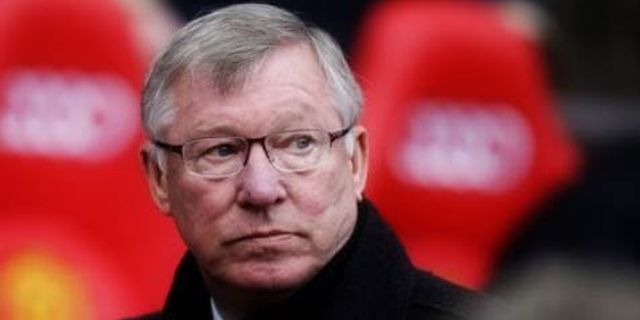 Ferguson: Laga Lawan Everton Akan Hantui United