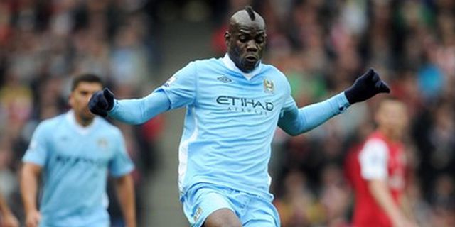Balotelli Pesta Gila Dengan Empat PSK