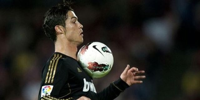 Fergie: Harga CR7 Harusnya 800 Juta Pound