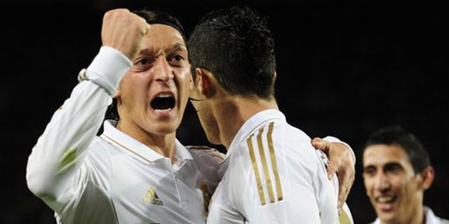 Ozil: Gelar Yang Tak Terlupakan Ozil: Gelar Yang Tak Terlupakan