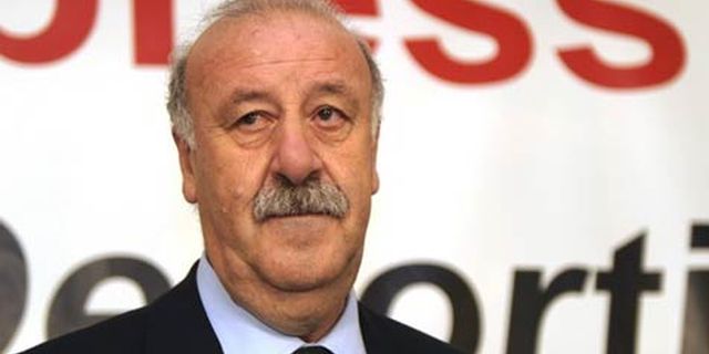 Del Bosque Keluhkan Absennya Puyol di Euro 2012 Del Bosque Keluhkan Absennya Puyol di Euro 2012