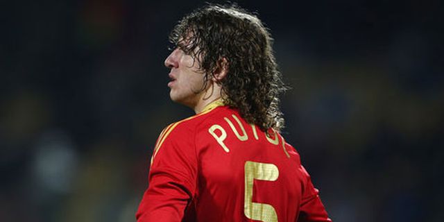 Puyol: Saya Hanya Mau Pensiun di Atas Lapangan