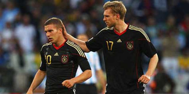 Mertesacker: Podolski Fantastis dan Berkualitas