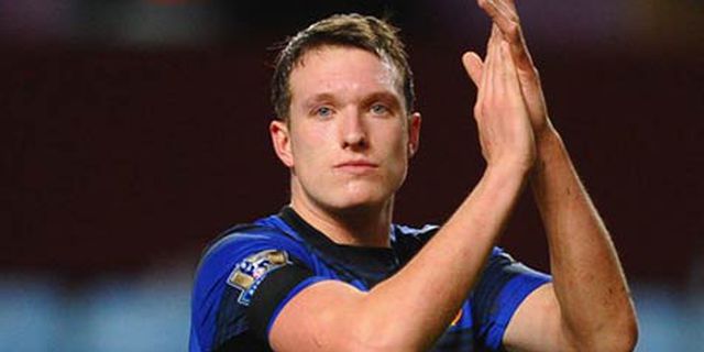 Jones Puas Dengan Musim Debutnya di United