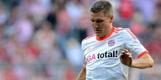 Schweinsteiger Menyimpan Cedera Engkel