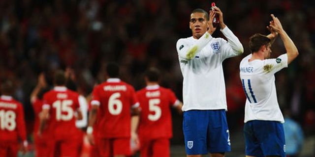 Smalling Absen di Euro 2012