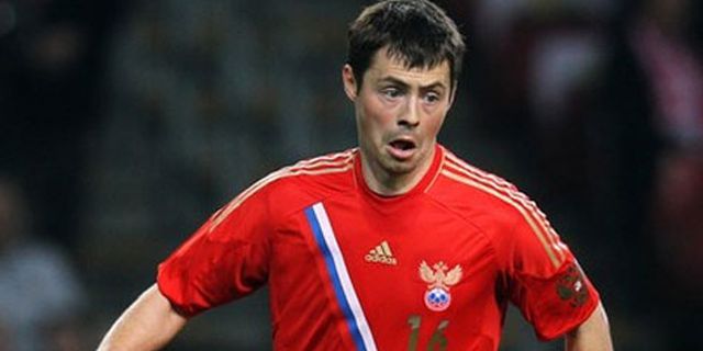 Jelang Euro, Advocaat Coret Dua Pemain Senior Rusia