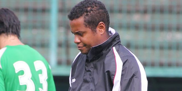 Divaldo Alves Tak Terganggu Isu Pemecatan Divaldo Alves Tak Terganggu Isu Pemecatan
