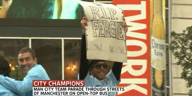 City Minta Maaf Poster 'RIP Fergie' Milik Tevez