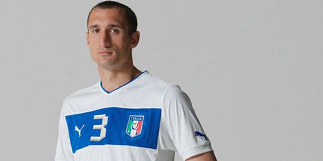 Juve Pastikan Chiellini Fit Untuk Tampil di Euro Juve Pastikan Chiellini Fit Untuk Tampil di Euro