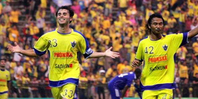 ISL Review: Debut Indah Pelatih Djoko Susilo di Persegres ISL Review: Debut Indah Pelatih Djoko Susilo di Persegres