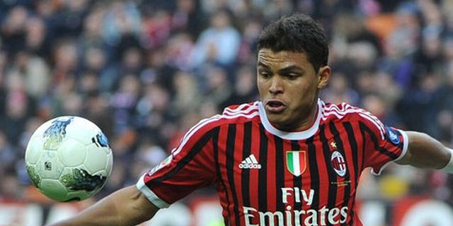 'Perburuan Silva' Ganggu Ketenangan Milan 'Perburuan Silva' Ganggu Ketenangan Milan