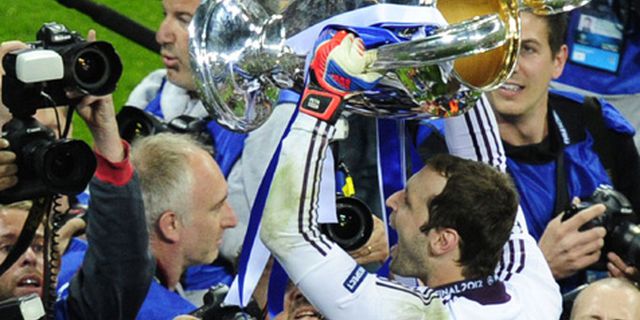 Cech: Saya Tak Bisa Menjelaskan Perasaan Ini