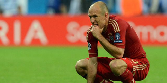 Penalti Robben Gagal Karena Provokasi Mikel