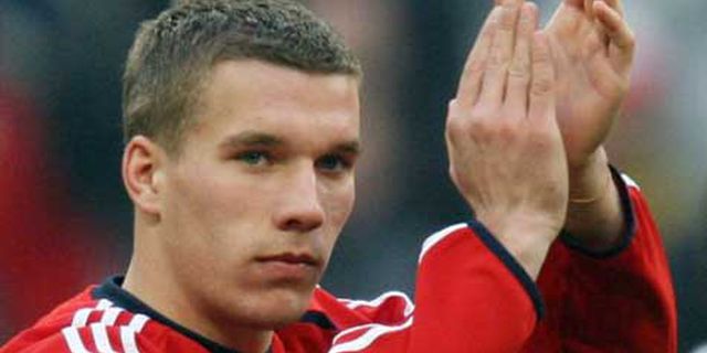 Huth: Podolski Lebih Bagus Dari Marin