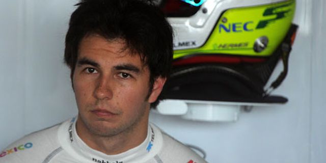 Perez Tegaskan Tak Pindah ke Ferrari di Tengah Musim Perez Tegaskan Tak Pindah ke Ferrari di Tengah Musim