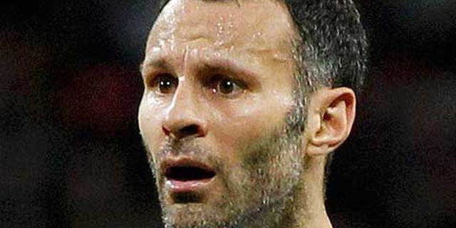 Giggs: United Akan Rebut Trofi City Giggs: United Akan Rebut Trofi City