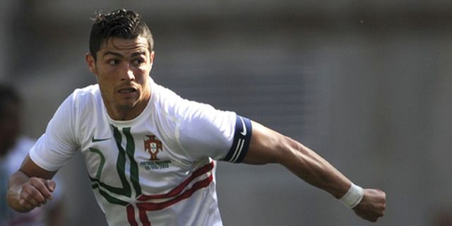 Cristiano Ronaldo: Juara Euro Untuk Ballon d'Or Cristiano Ronaldo: Juara Euro Untuk Ballon d'Or