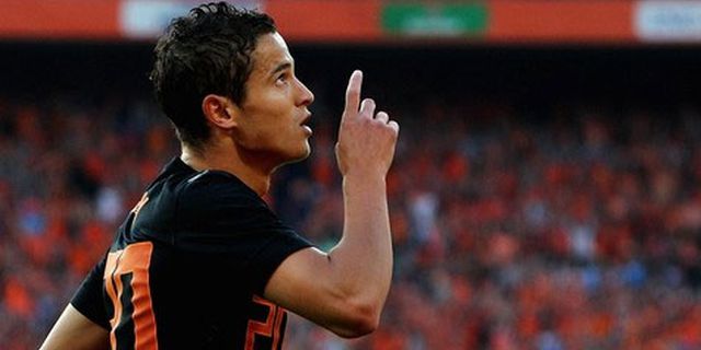 Van Marwijk Ingin Afellay Tiru Zidane di Madrid