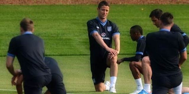 Cahill: Juara Euro? Mengapa Tidak? Cahill: Juara Euro? Mengapa Tidak?