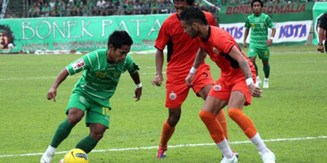 HT Review: Persebaya Masih Kesulitan Tembus Persija