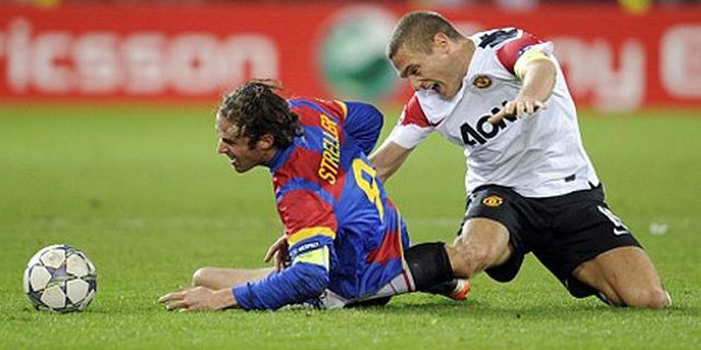 Vidic Berharap Fit di Awal Musim Vidic Berharap Fit di Awal Musim