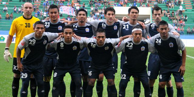 IPL Review: Jamu Persiraja, Arema Kemas Poin Sempurna IPL Review: Jamu Persiraja, Arema Kemas Poin Sempurna