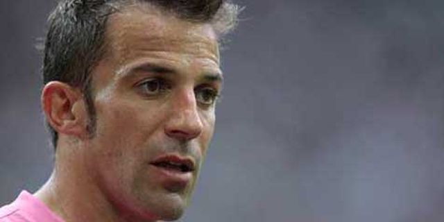 Del Piero Pertimbangkan Minat Malaga Del Piero Pertimbangkan Minat Malaga