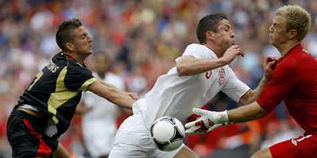 Lescott Kecewa Cahill Keluar Dari Skuad