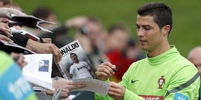 Ronaldo: Jika Saja Saya Punya Uang Satu Koper