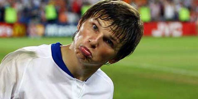 Advocaat: Untung Arshavin Tinggalkan Arsenal Advocaat: Untung Arshavin Tinggalkan Arsenal