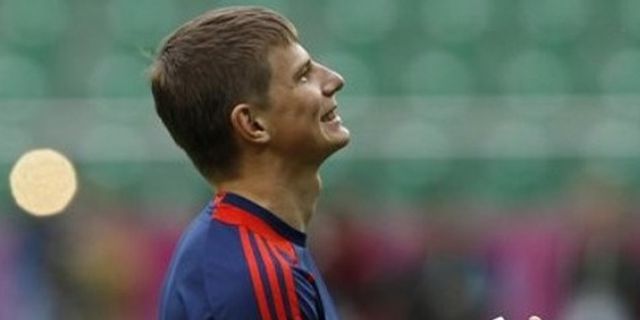 Pertarungan Antar Arsenal di Rusia vs Ceko Pertarungan Antar Arsenal di Rusia vs Ceko