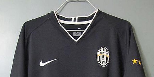 Jersey Away Juve Akan Berwarna Hitam