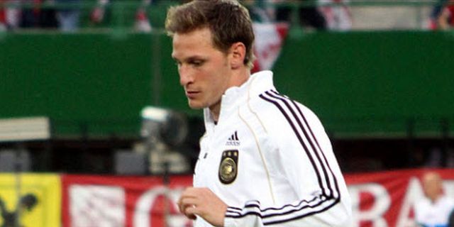 Mou Tertarik Dengan Howedes