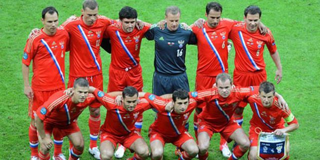 Advocaat: Rusia Tim Terbaik Euro 2012