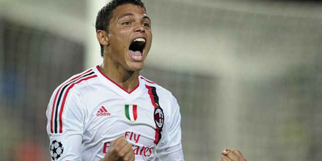 Cassano: Milan Bunuh Diri Jika Jual Thiago Silva Cassano: Milan Bunuh Diri Jika Jual Thiago Silva