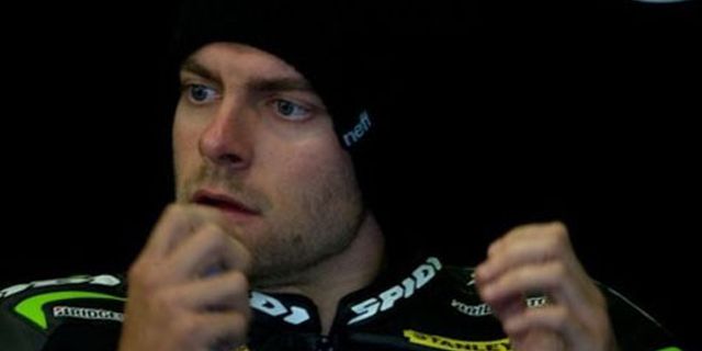 Engkel Kiri Crutchlow Alami Keretakan dan Dislokasi Engkel Kiri Crutchlow Alami Keretakan dan Dislokasi